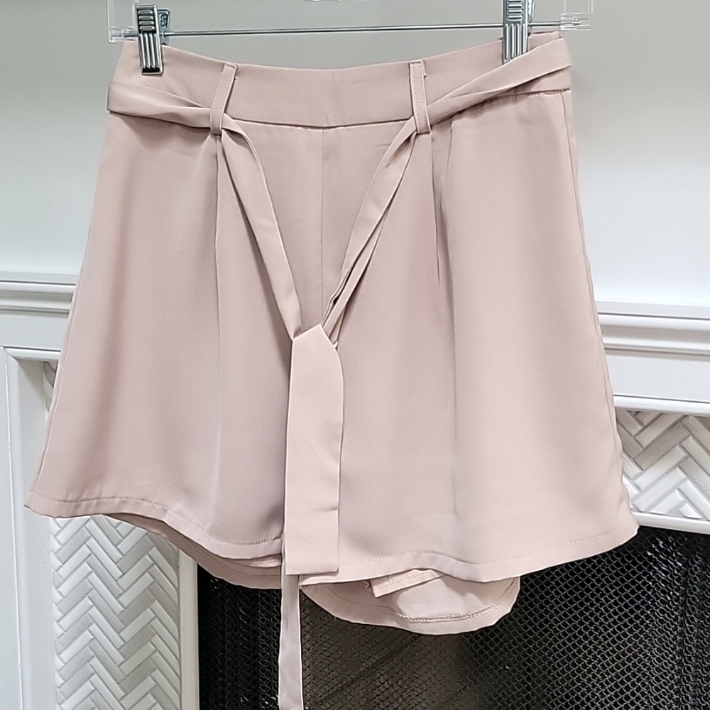 NWT. Nude shorts size 8